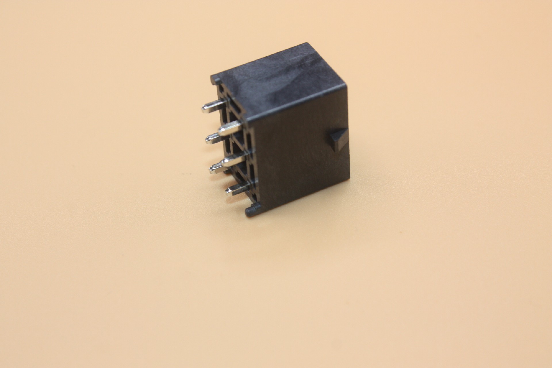 MX5.70 DIP180°连接器